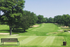 Par four hole at Joliet Golf Club in Joliet, Illinois